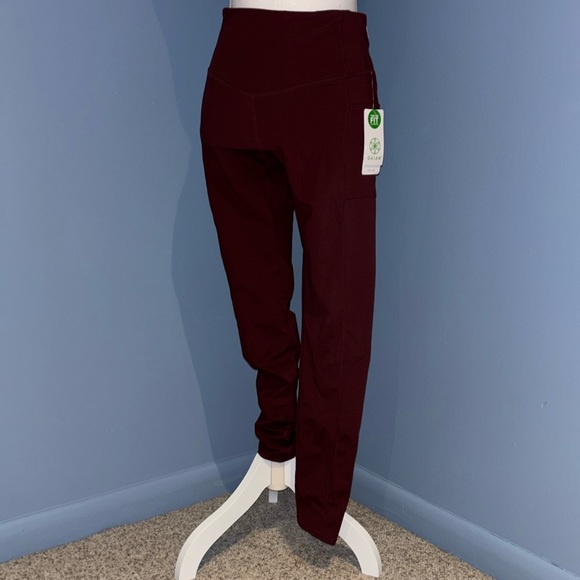 GAIAM Pants & Jumpsuits Gaiam Om High Rise Yoga Leggings Poshmark